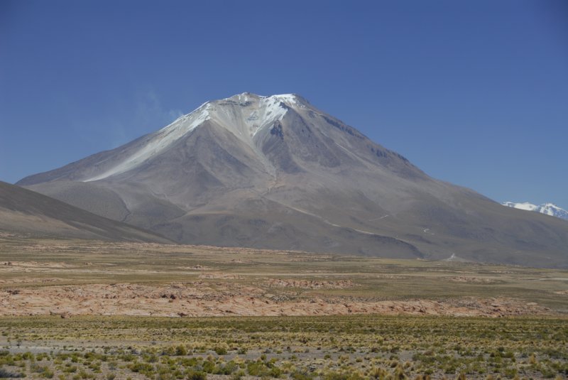 volcanollague5870m.jpg